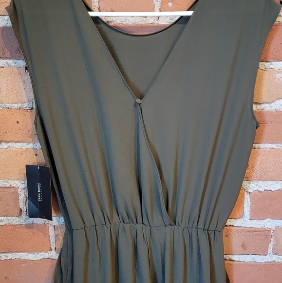 NWT- Zara Jumpsuit - Picture 4 of 4